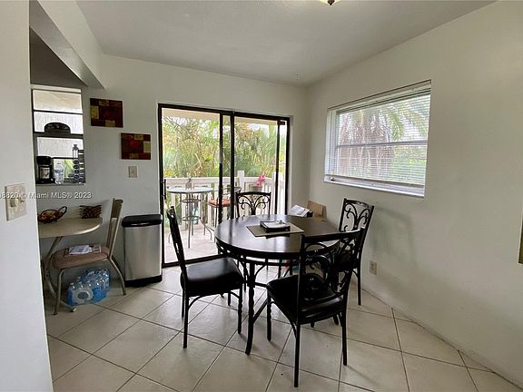 4th image of 4169 SW 67th Ave APT 209A