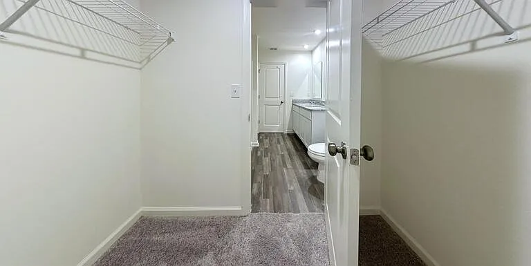 2068 Kentucky Rd — Photo 25