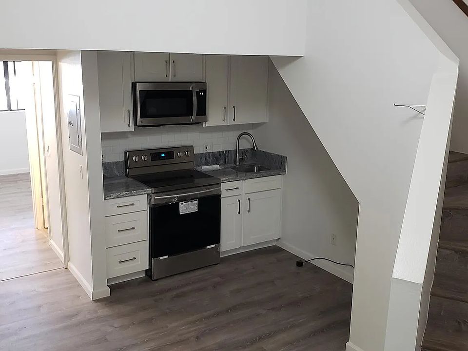 1st image of 2860 Waialae Ave #Penthouse 10