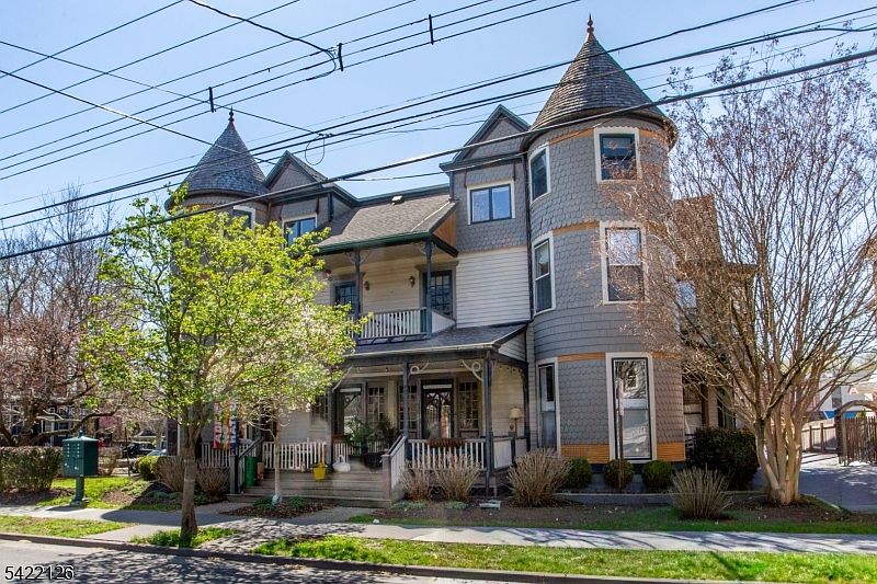1st image of 151 North Union St #6