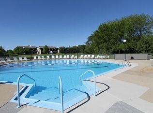 6 Cedarwood Ct, Wind Point, WI 53402