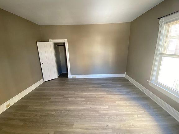 2nd image of 122 Crandall St Floor 2