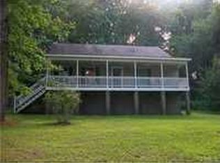 5240 Rives Chapel Church Rd, Siler City, NC 27344