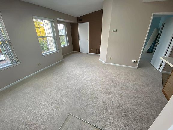3rd image of 1417 E Wyndham Cir APT 204