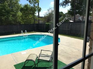 515 Risen Star Dr, Crestview, FL 32539