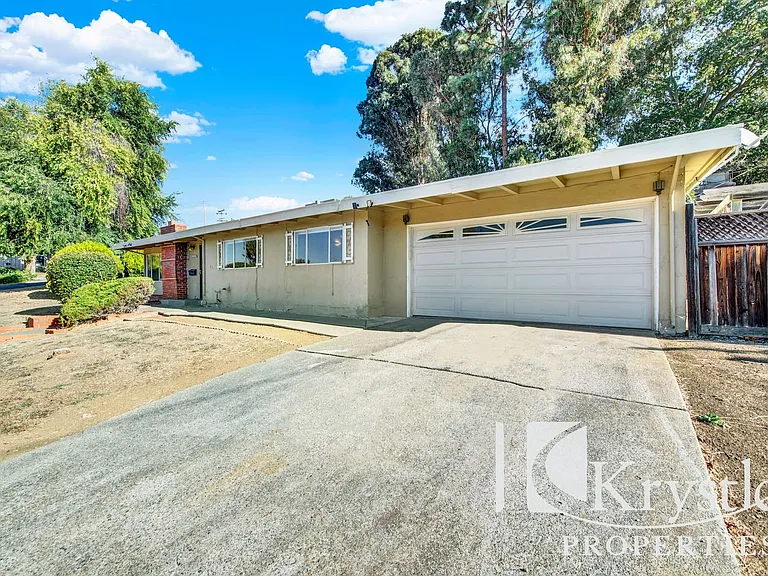 1114 Coronel Ave — Photo 3