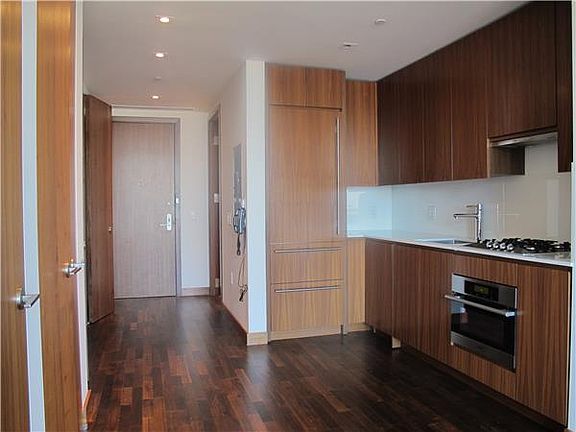 4th image of 400 5th Ave APT 43C