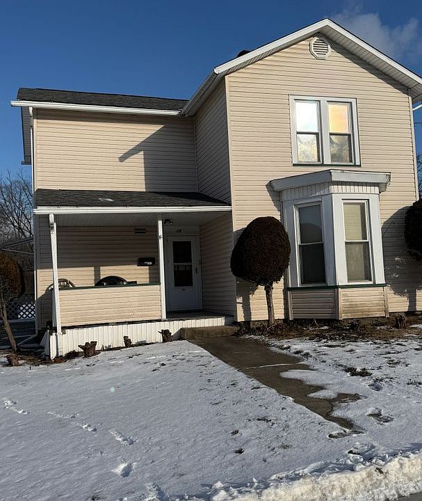 1st image of 18 Packard Ave APT 202