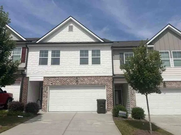 4724 Fullerton Dr, Oakwood, GA 30566