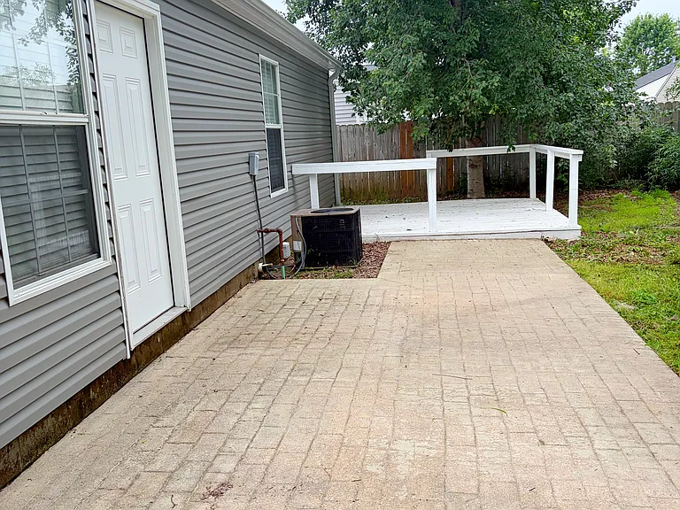 1209 Spring St — Photo 18