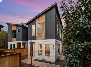 4438 SE Henry St #B, Portland, OR 97206