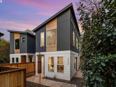 4438 SE Henry St #B, Portland, OR, 97206