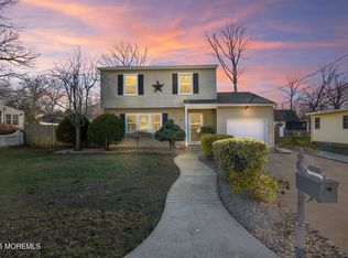 180 McKinley Ct, Brick, NJ 08724