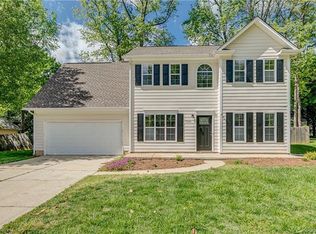 5040 Poplar Glen Dr, Matthews, NC 28104