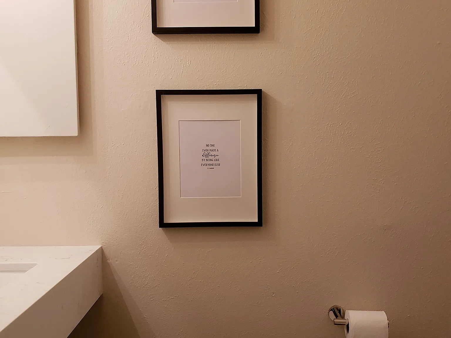 1 bed, 1.5 bath, 735 sqft, $1,300 — Photo 4