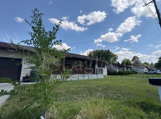 211 Dehaven St, Milton Freewater, OR 97862
