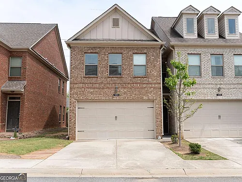 10643 Naramore Ln Photo 1