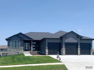 20606 Boulder St, Gretna, NE 68137