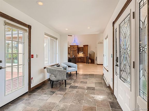 3rd image of 2115 Quail Dr