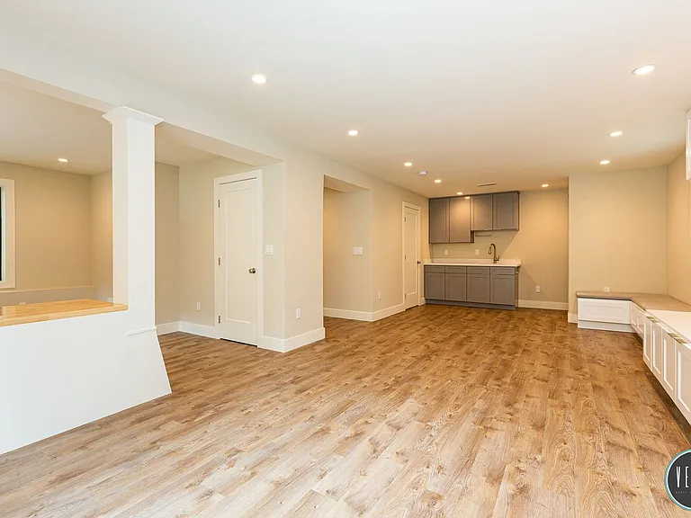 41 Dellbrook Ave — Photo 24