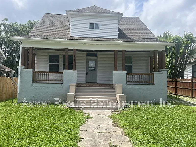 3043 E 5th Ave #3