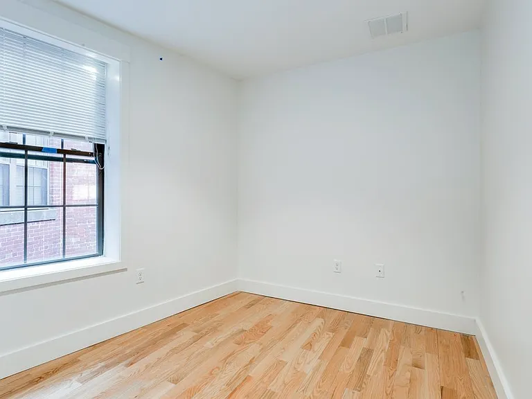282 North St #6 — Photo 18