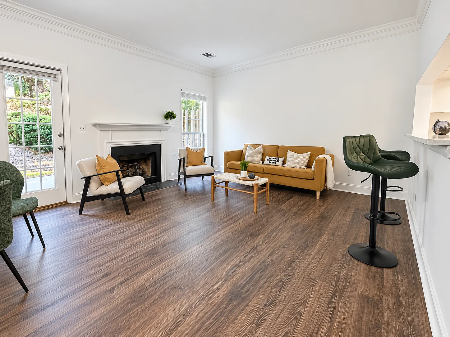 2 bed, 2.5 bath, 1208 sqft, $2,150 — Photo 3