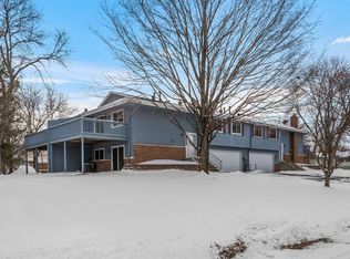 11105 Xavier Rd, Bloomington, MN 55437