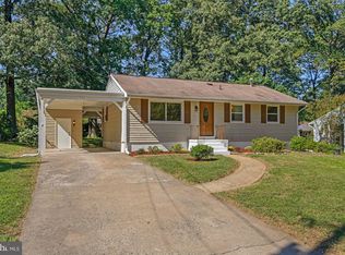 5916 Brookview Dr, Alexandria, VA 22310