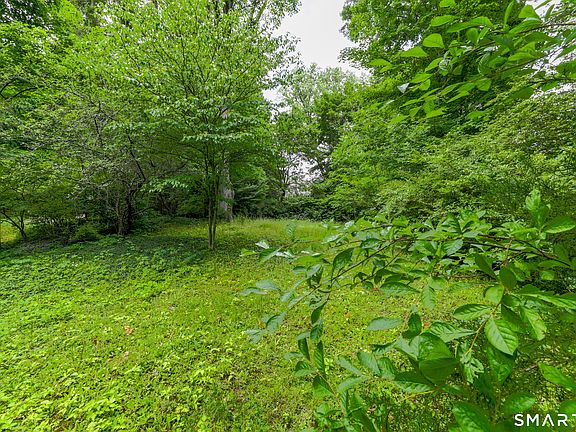 5th image of 46 Old Mill Lane