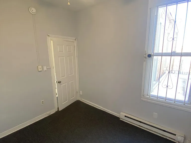 2423 W Norris St #2 — Photo 10