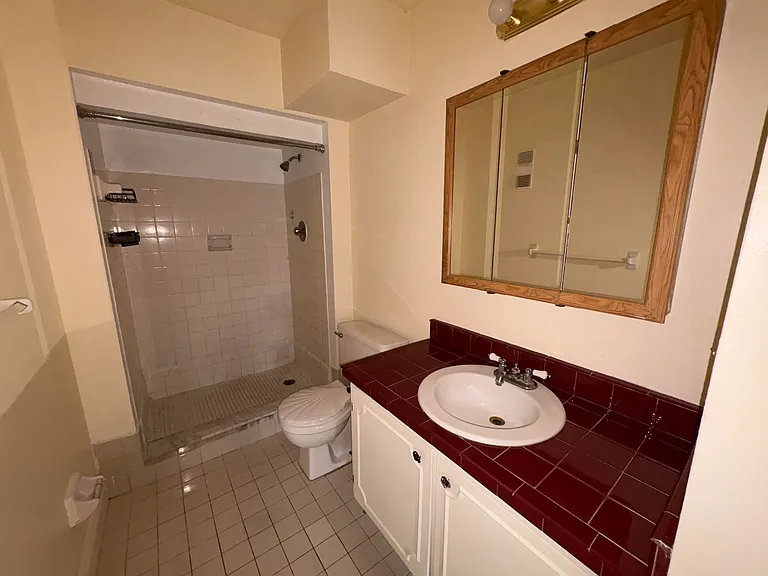 460 NW 20th St #1100 — Photo 9