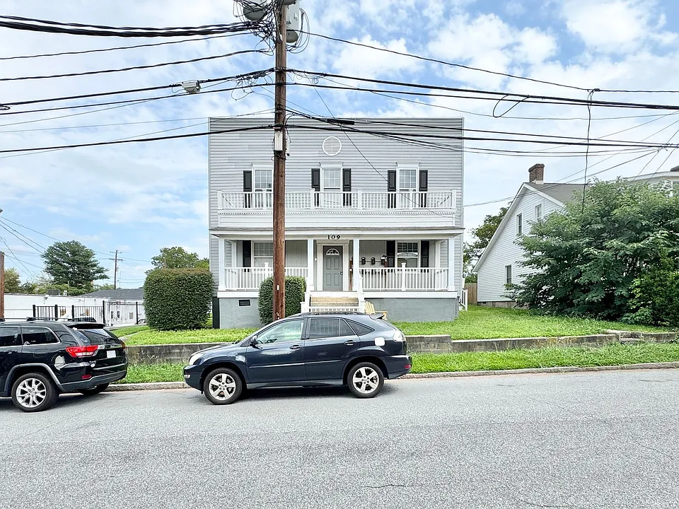 109 S Lyndon St #7