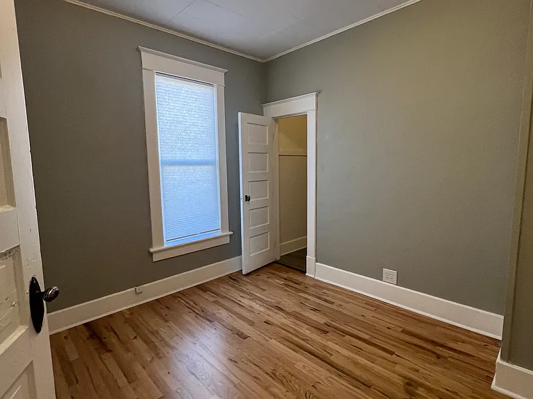 748 Grand Ave — Photo 12