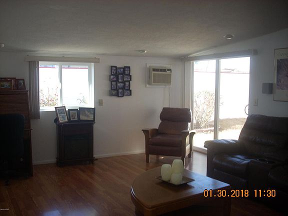 4th image of 138 W 6th Ave