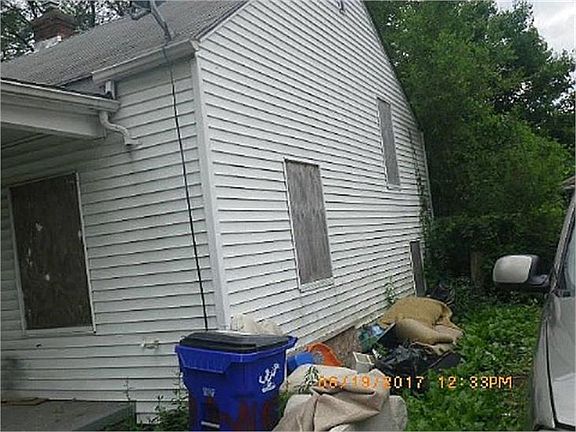 3rd image of 19321 Wexford St