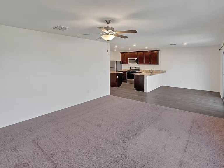 4051 E Braddock Dr — Photo 6