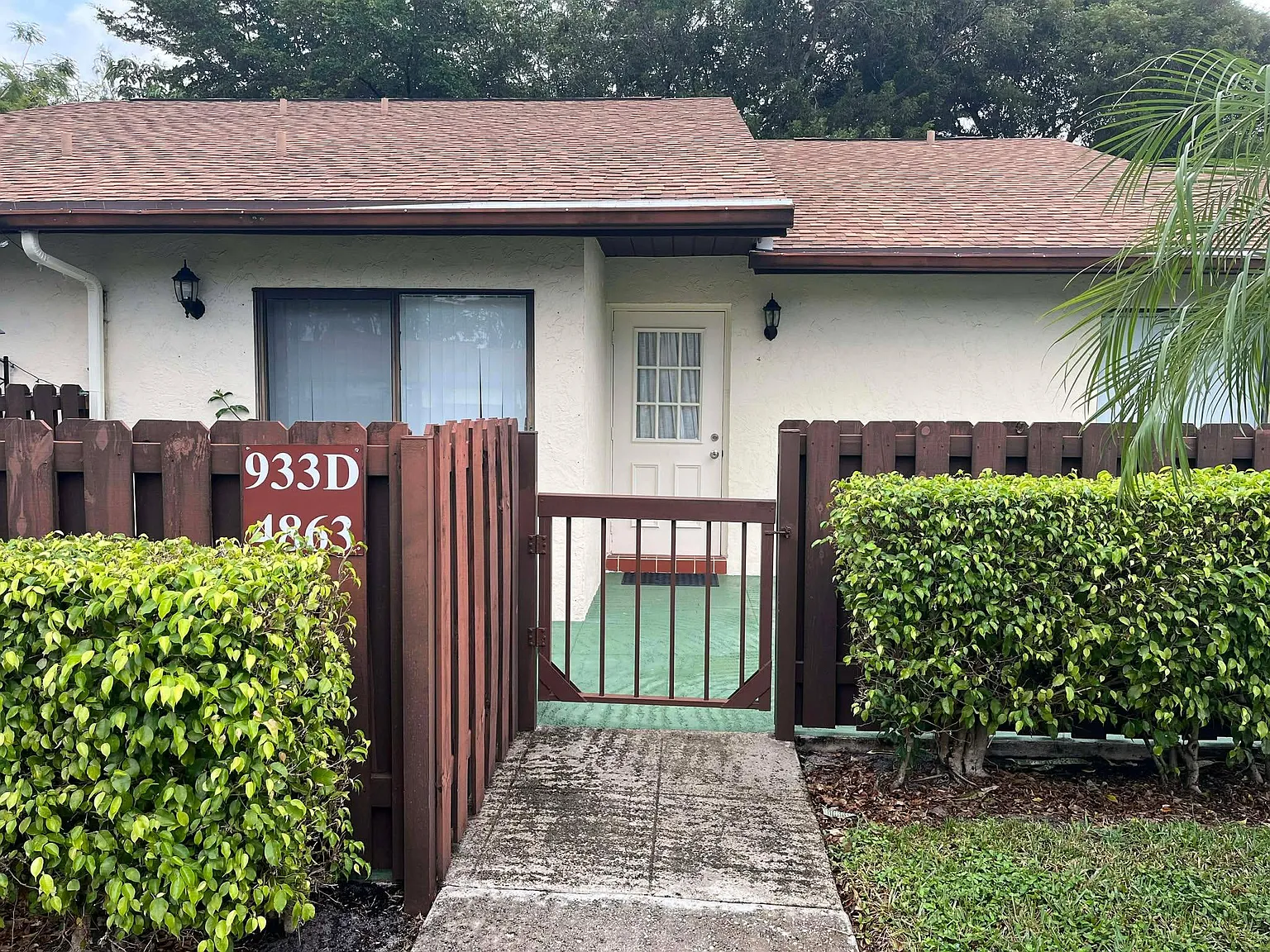 2 bed, 2.0 bath, 1370 sqft, $2,000 — Photo 1