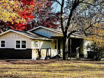 2427 N River Blvd, Sugar Creek, MO, 64050