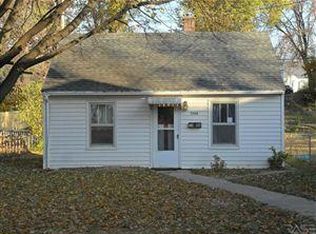 1300 W 15th St, Sioux Falls, SD 57104