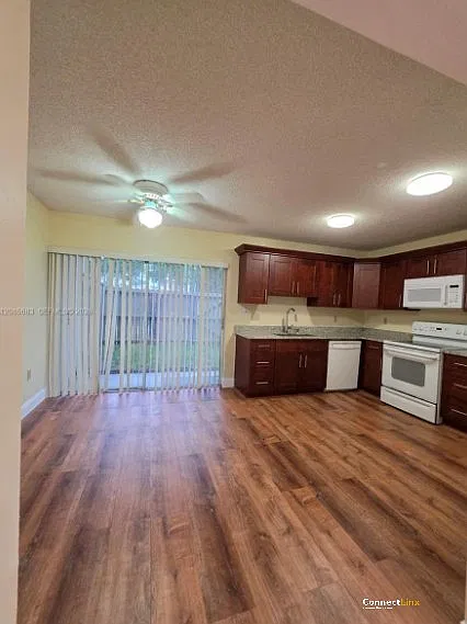 3 bed, 3.0 bath, 1802 sqft, $3,300 — Photo 4