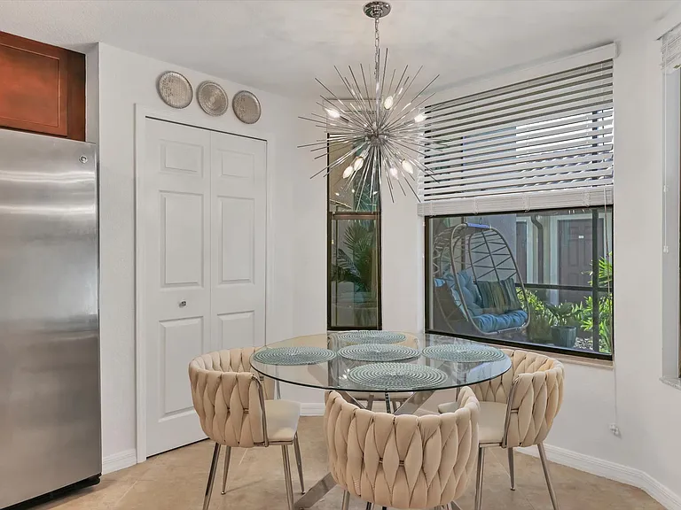 5558 Palmer Cir #101 — Photo 34