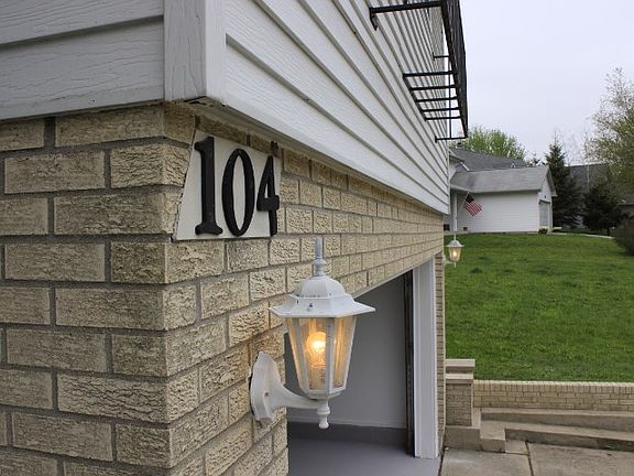 3rd image of 104 Pembroke Rd SW
