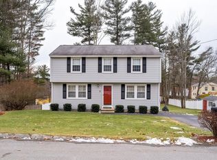 5 Ronnie Dr, Nashua, NH 03062