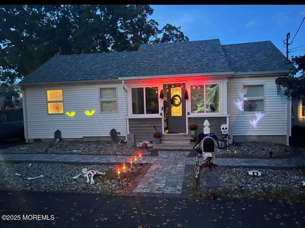 127 Pinehurst Rd