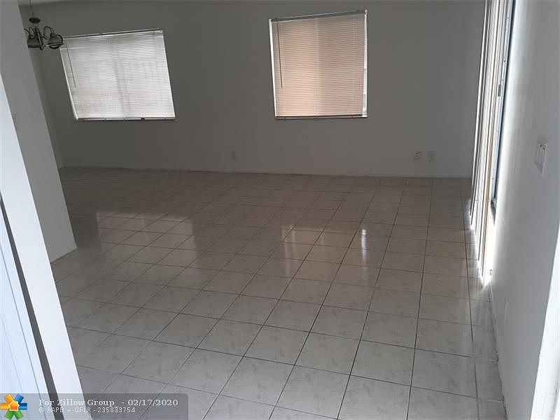 1st image of 2211 NW 59th Ave #72-B