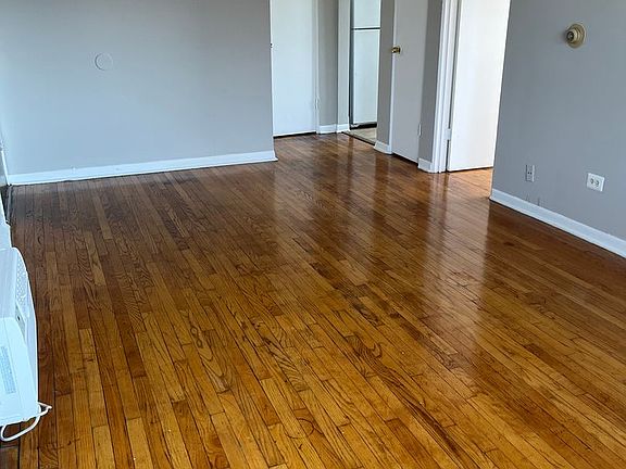 3rd image of 6933 Stanley Ave #Sb-10