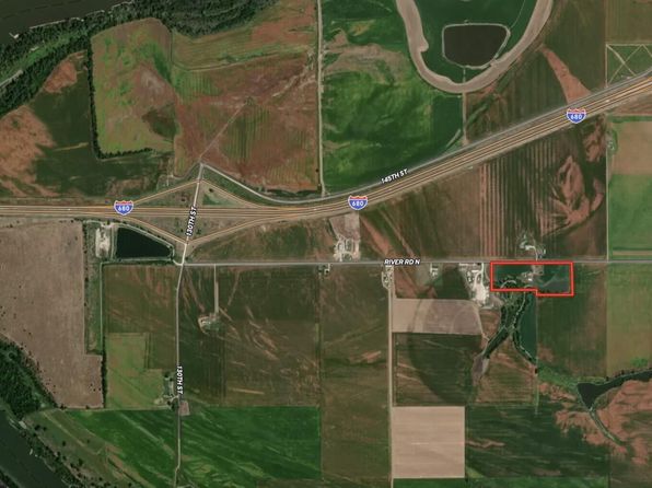 22904 Riverroad N, Crescent, IA 51526