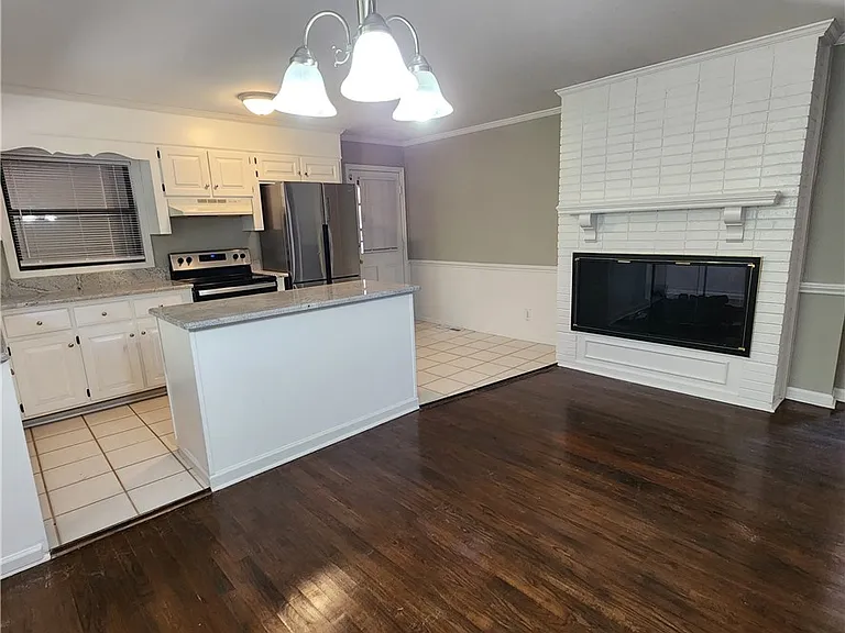 1406 Raeford Rd — Photo 5