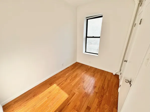 79 Thompson Street image 10 of 16